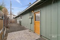 2105 Airport Ave, Caldwell, ID 83605