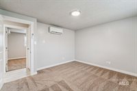 2105 Airport Ave, Caldwell, ID 83605