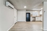 2105 Airport Ave, Caldwell, ID 83605