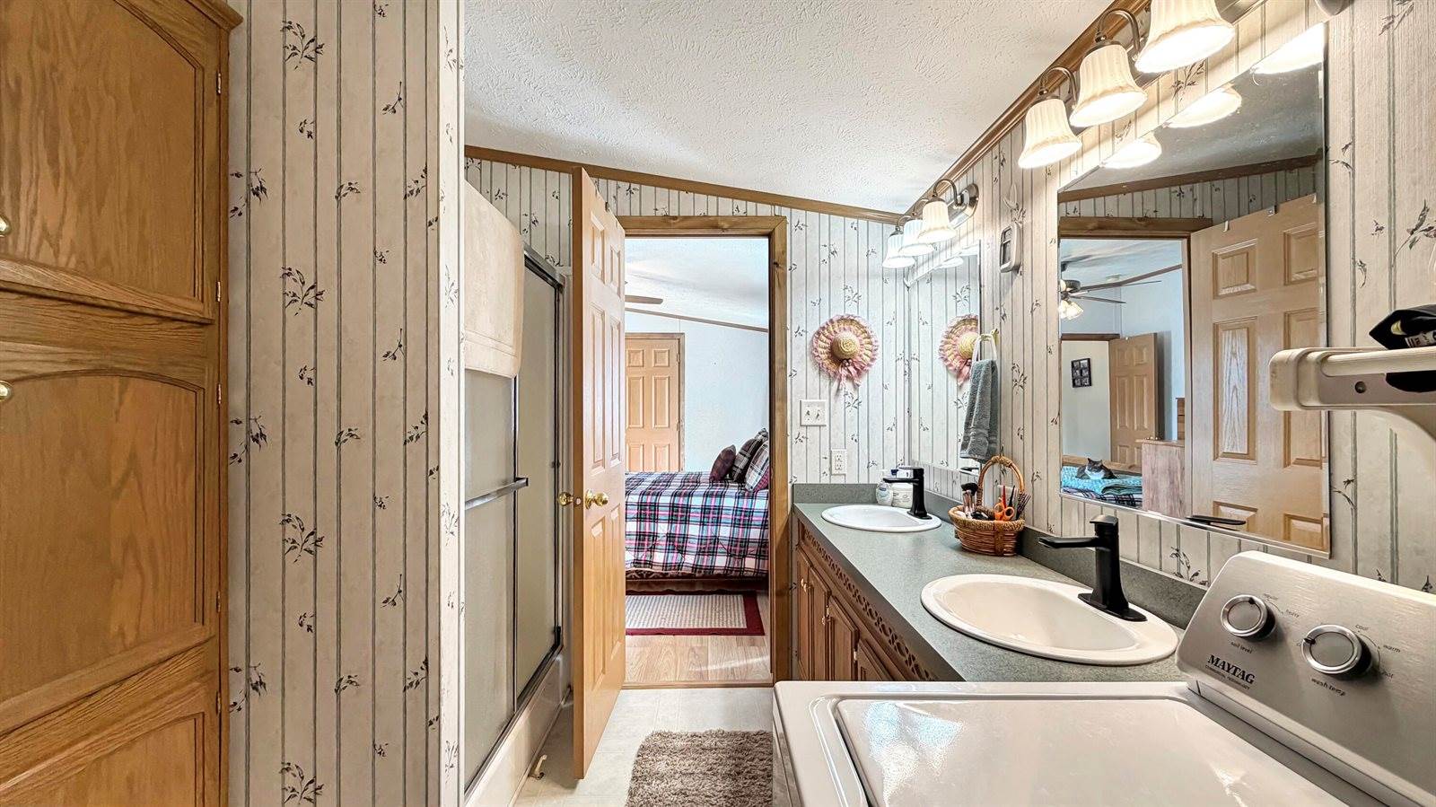 125 Clark Road, Mars Hill, ME 04758