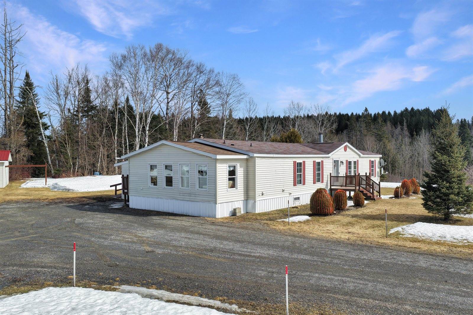125 Clark Road, Mars Hill, ME 04758