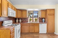 2037 West Avenue P8, Palmdale, CA 93551