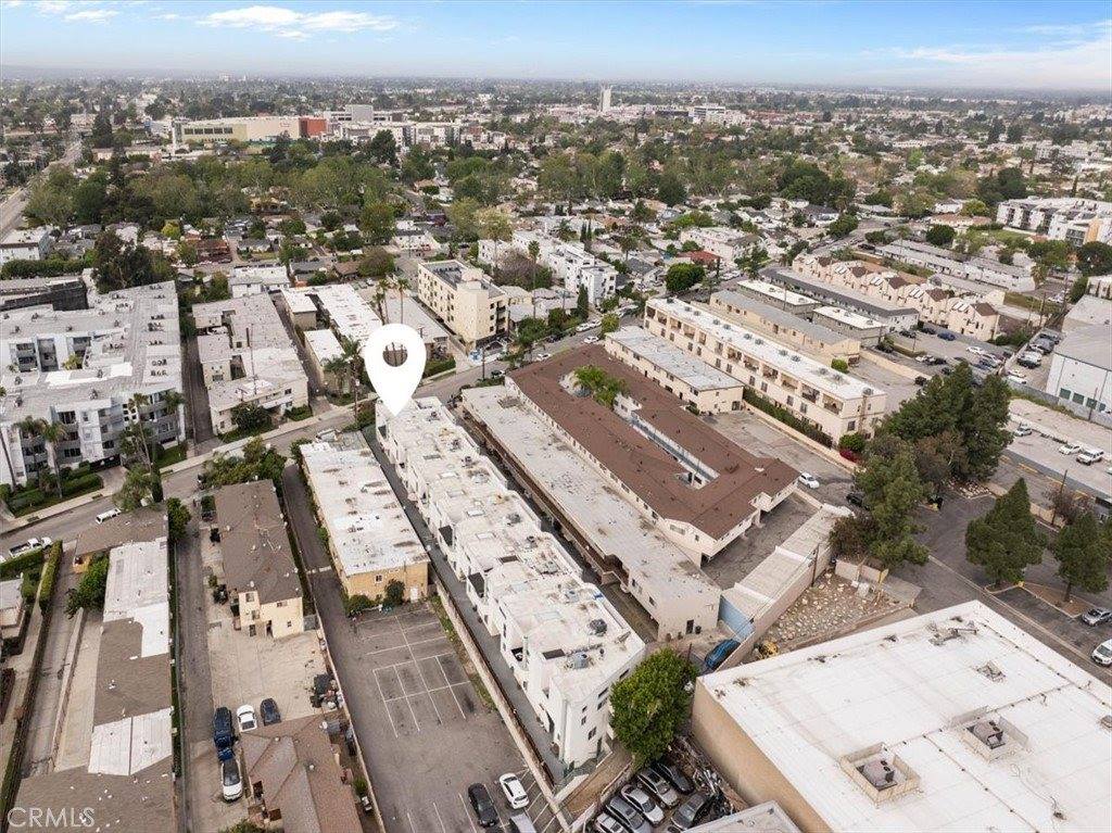 6036 Hazelhurst, North Hollywood, CA 91606