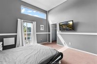 6036 Hazelhurst, North Hollywood, CA 91606