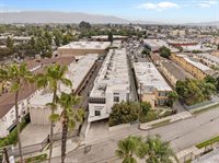 6036 Hazelhurst, North Hollywood, CA 91606