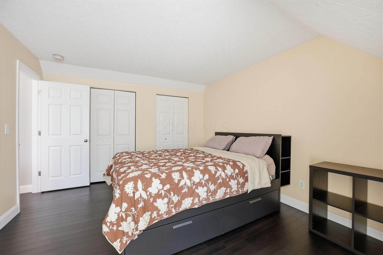 6224 Mcnaughten Place Lane, Columbus, OH 43213