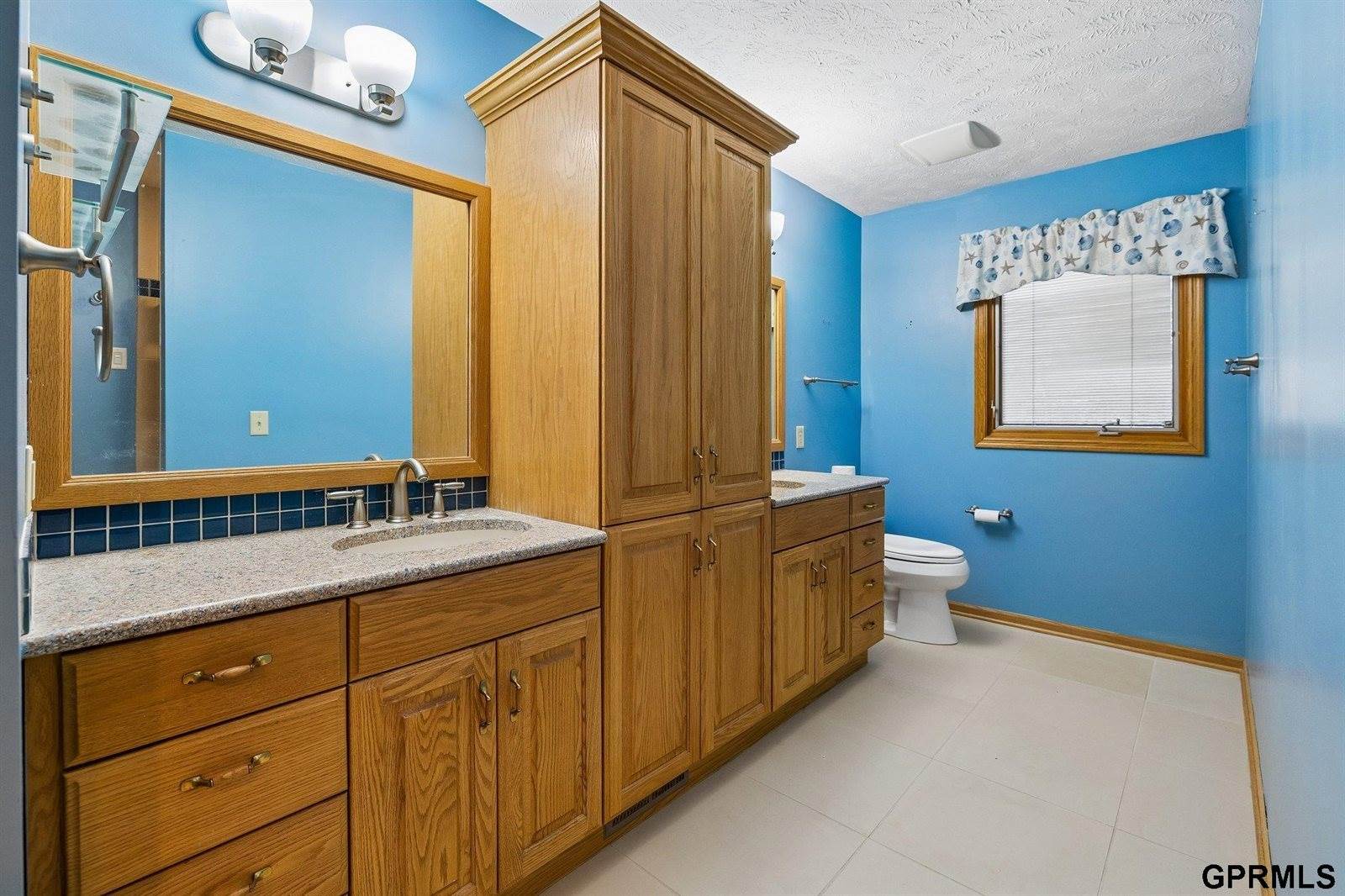 2056 Platteview Drive, Cedar Creek, NE 68016