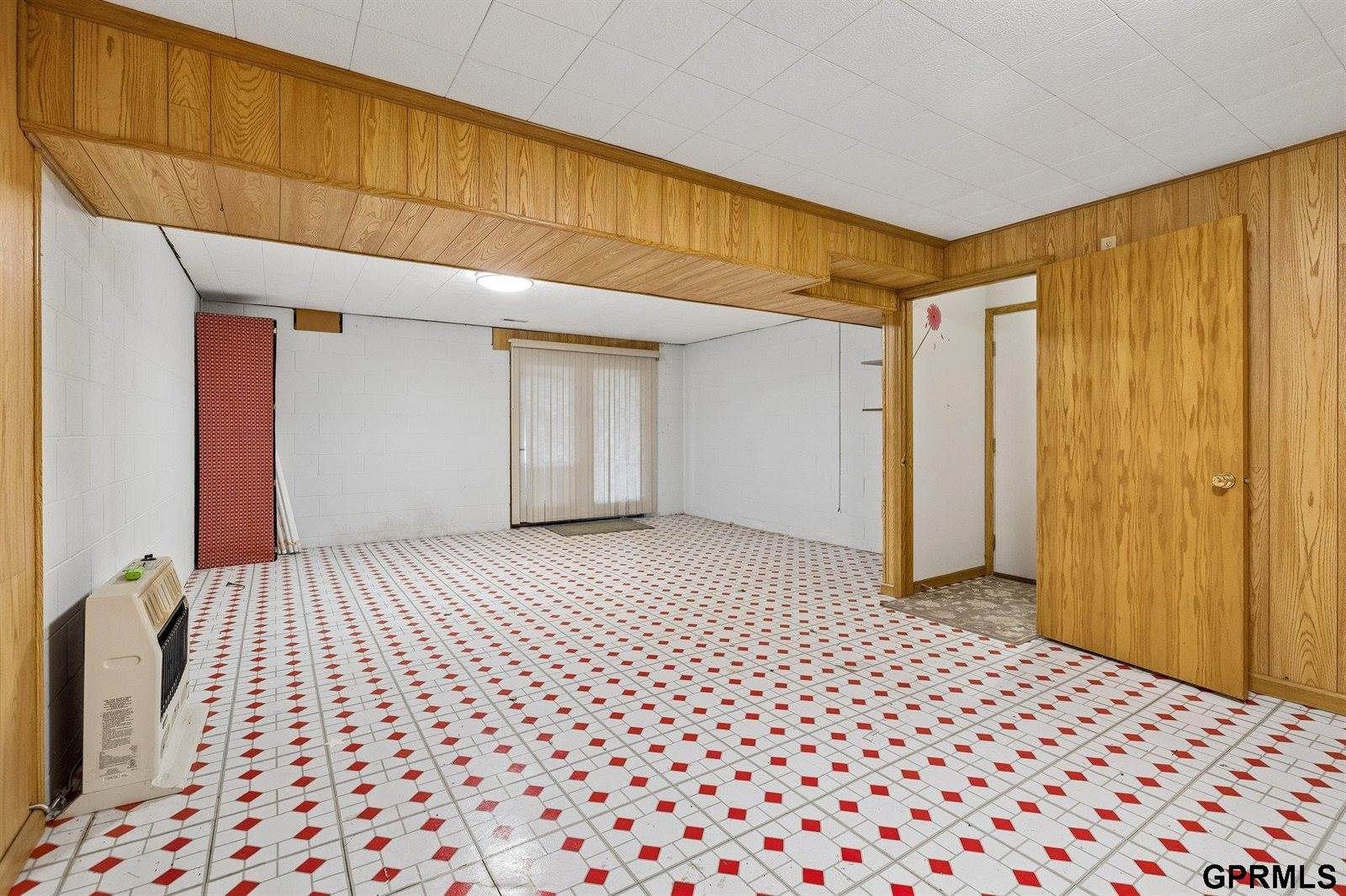 2056 Platteview Drive, Cedar Creek, NE 68016