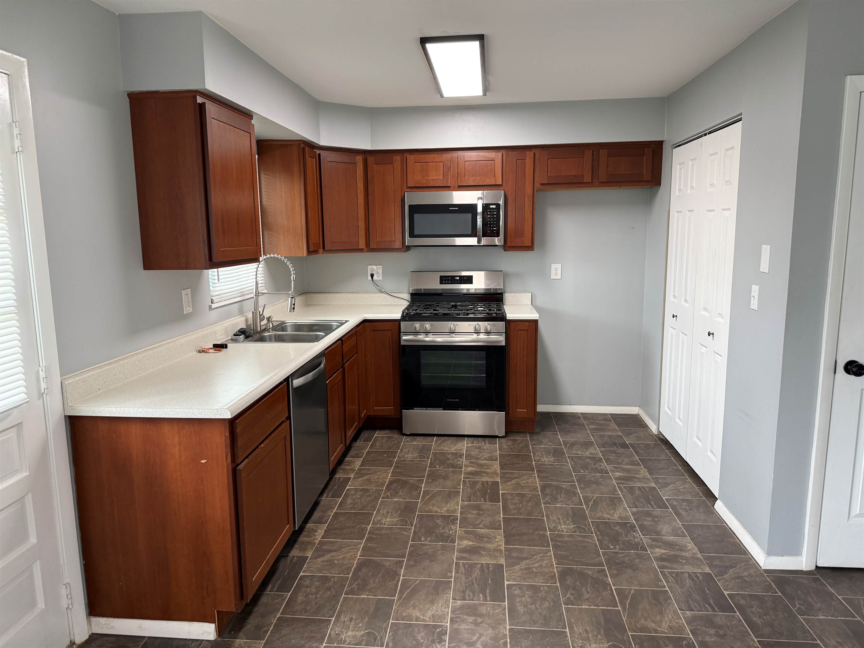2201 West Sherman Drive, Muncie, IN 47304