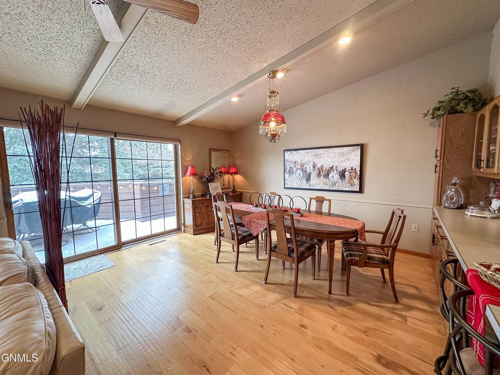 453 Brandon Drive, Bismarck, ND 58503