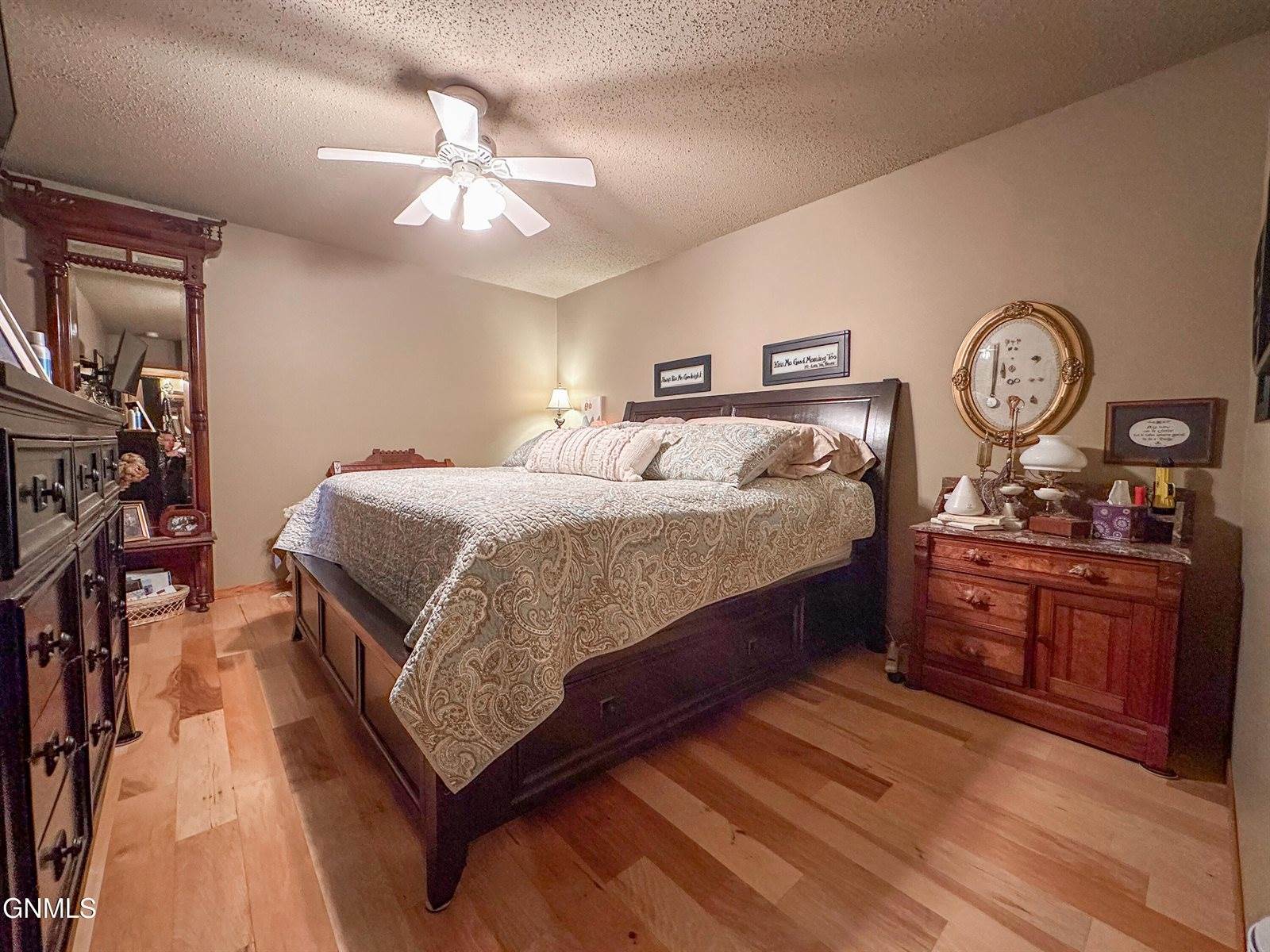 453 Brandon Drive, Bismarck, ND 58503