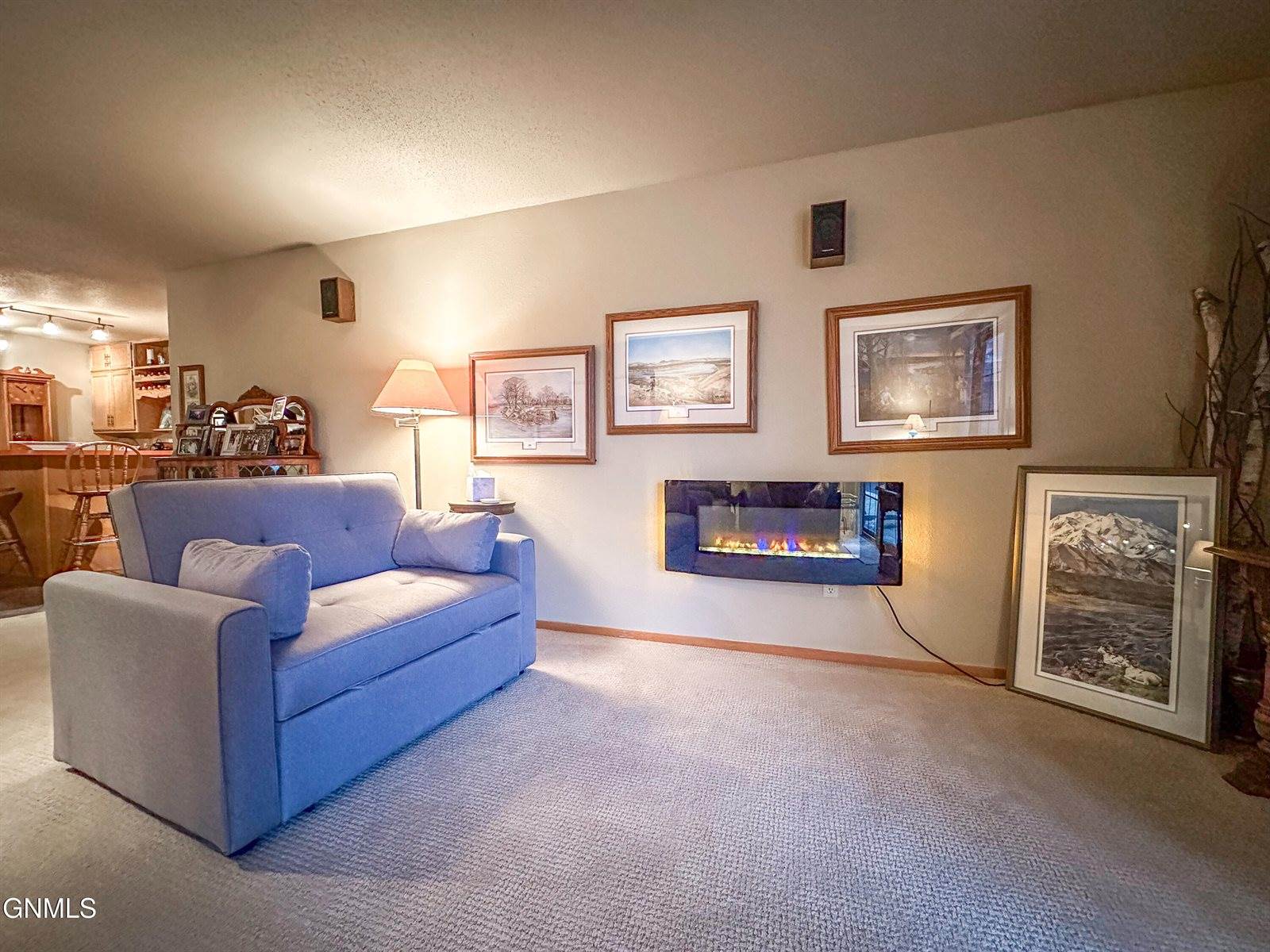 453 Brandon Drive, Bismarck, ND 58503