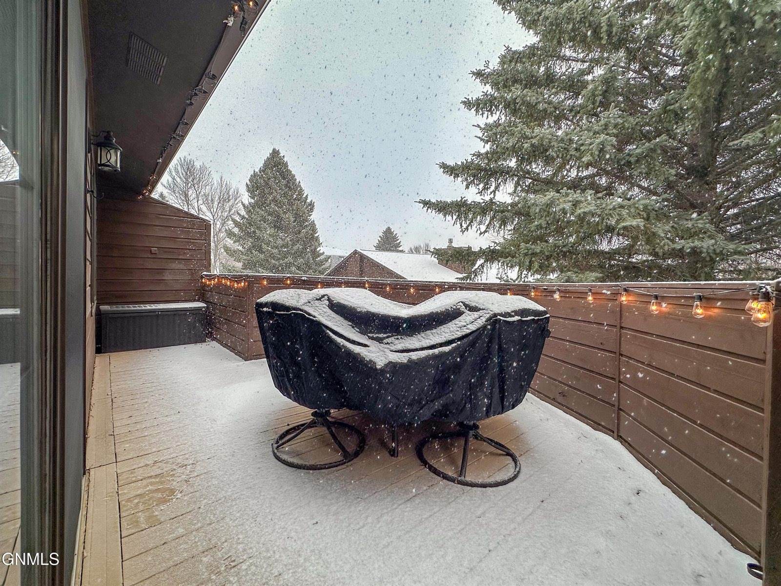 453 Brandon Drive, Bismarck, ND 58503