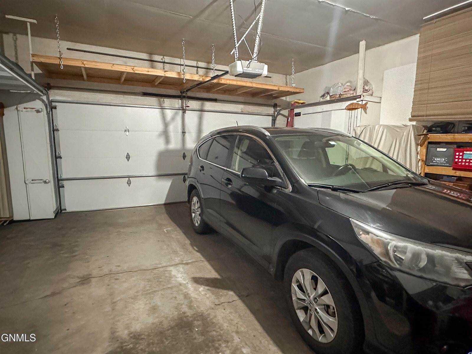 453 Brandon Drive, Bismarck, ND 58503