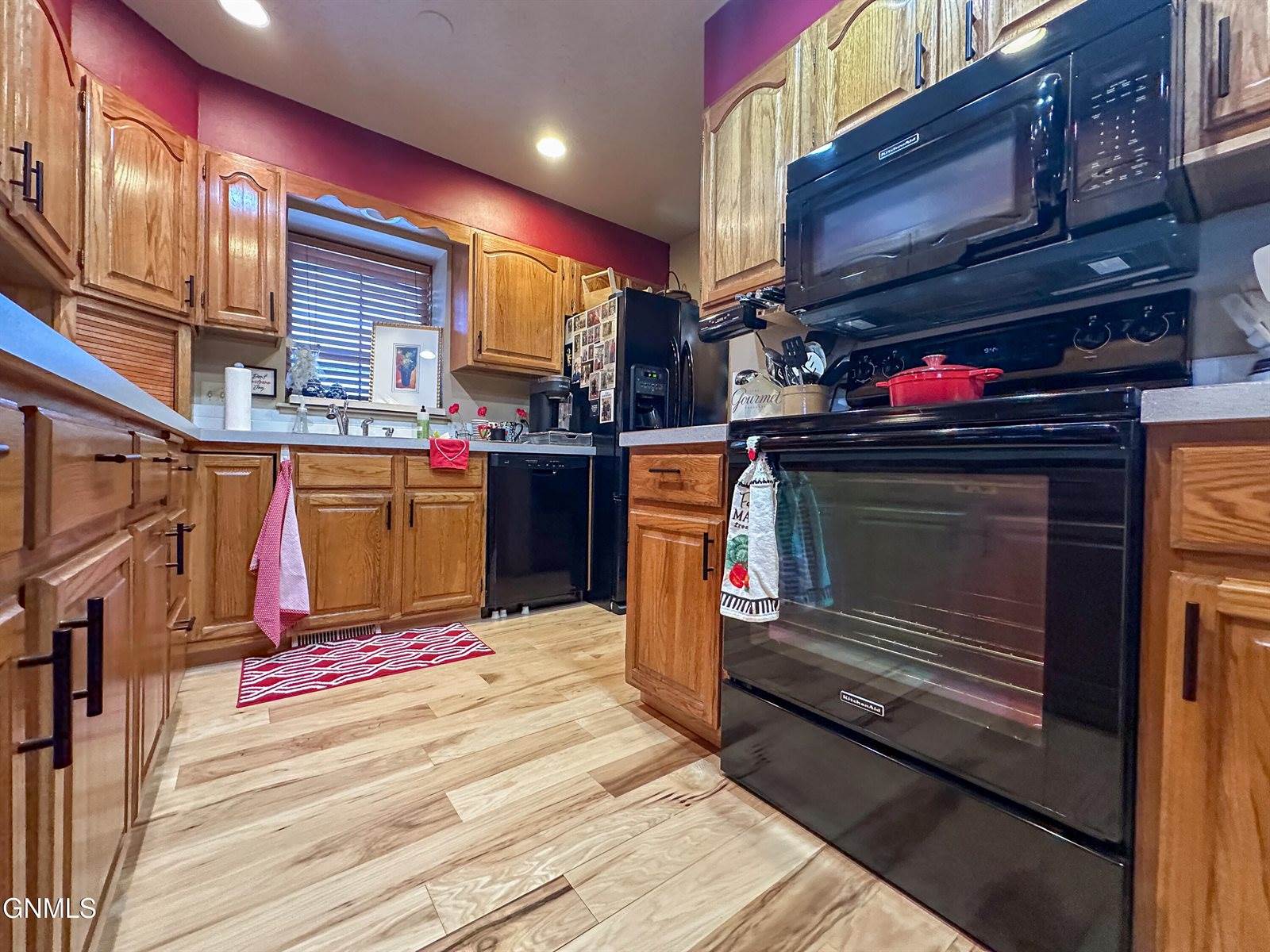 453 Brandon Drive, Bismarck, ND 58503