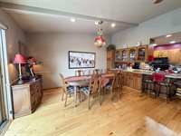 453 Brandon Drive, Bismarck, ND 58503