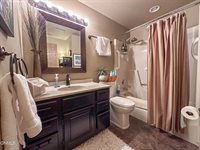 453 Brandon Drive, Bismarck, ND 58503