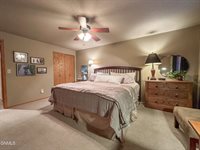 453 Brandon Drive, Bismarck, ND 58503