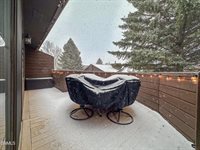 453 Brandon Drive, Bismarck, ND 58503