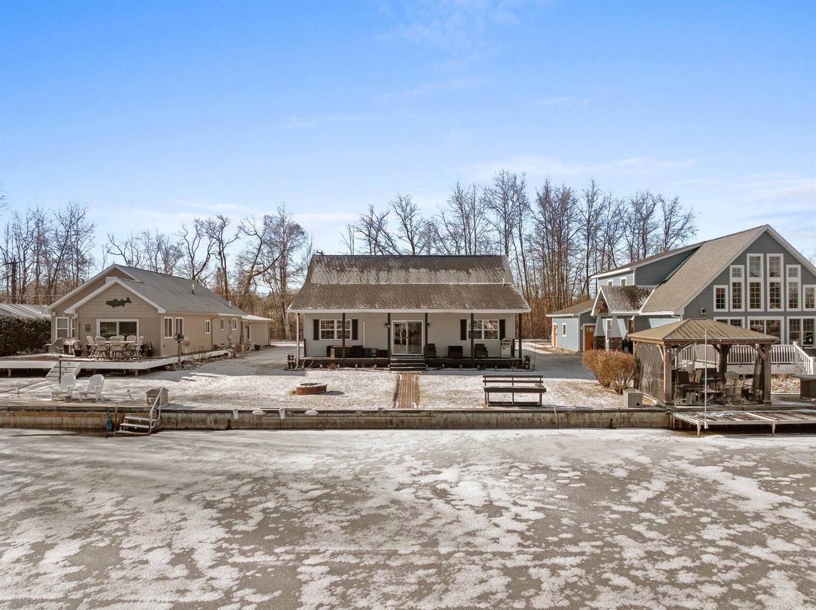 470 Ottawa Lane, Prudenville, MI 48651