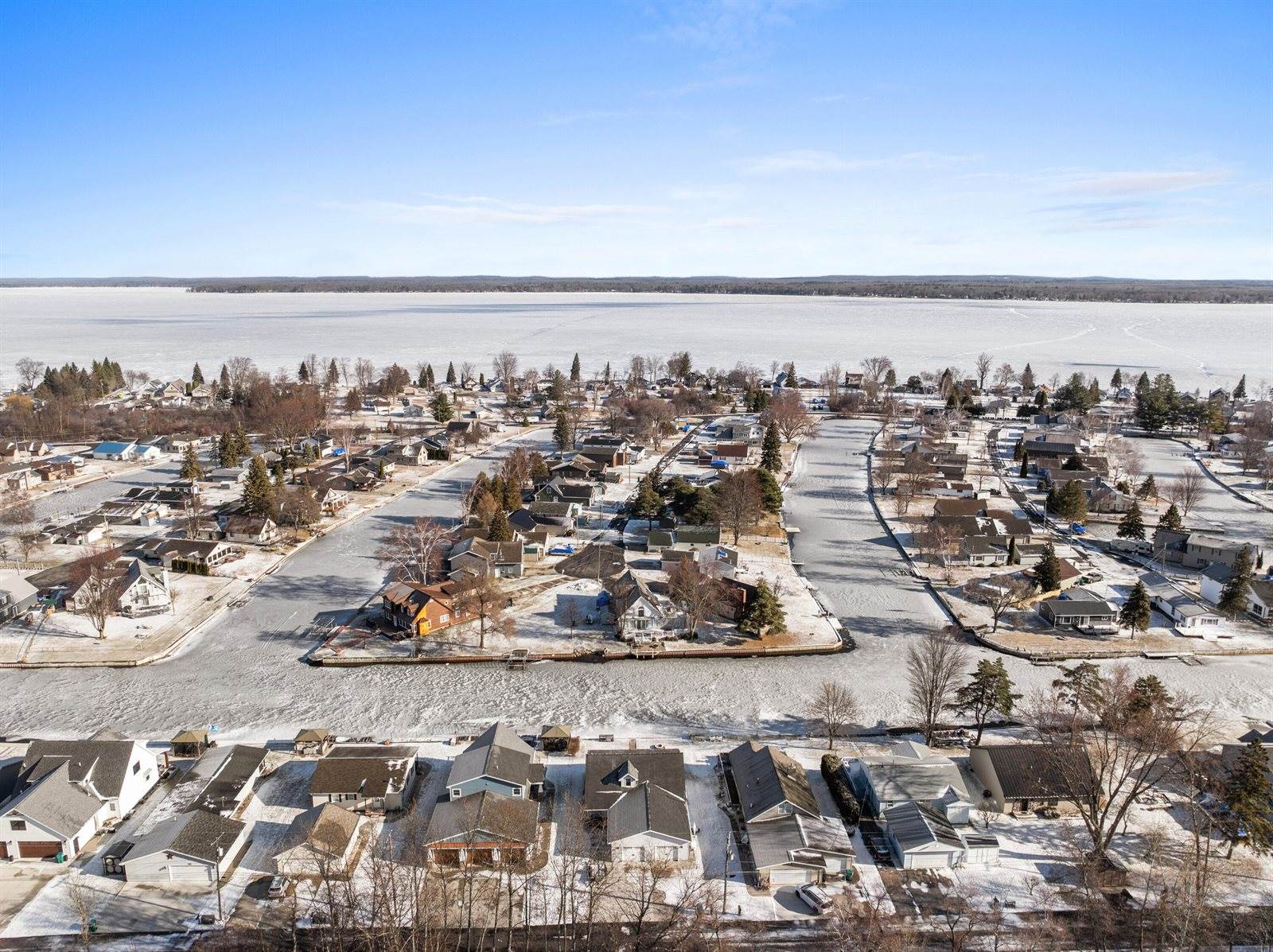 470 Ottawa Lane, Prudenville, MI 48651