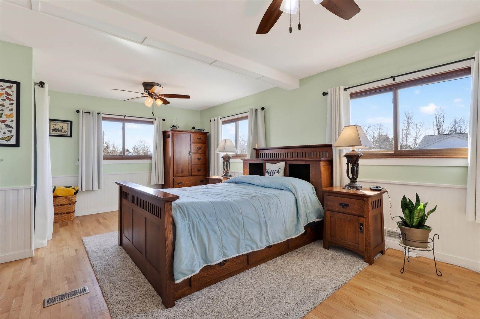 1541 E G Street, Wisconsin Rapids, WI 54494