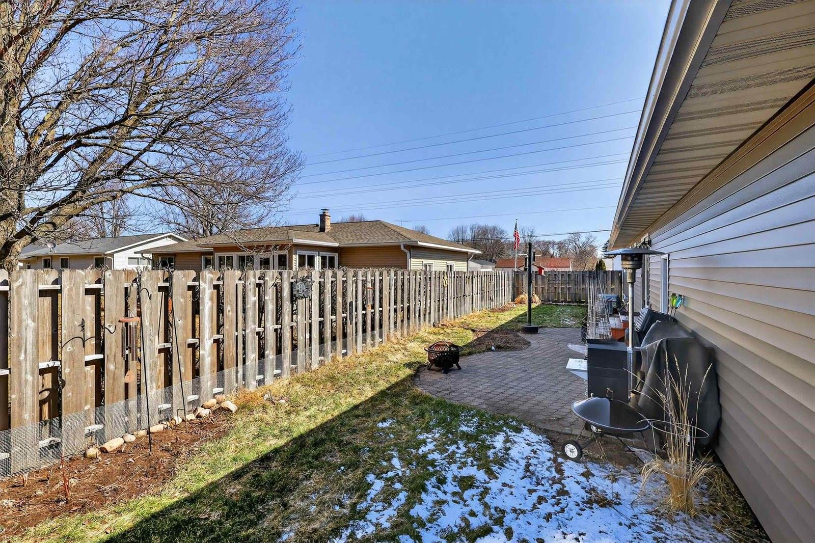 1541 E G Street, Wisconsin Rapids, WI 54494