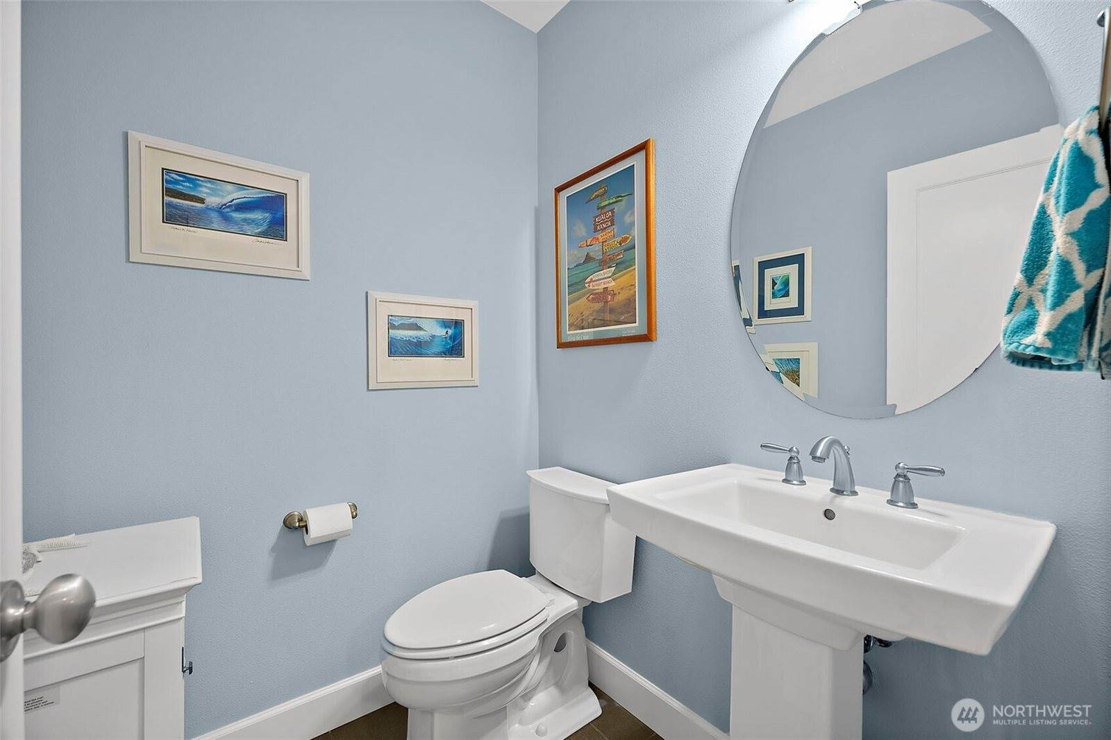 2712 Sunset Court, Steilacoom, WA 98388