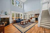 2712 Sunset Court, Steilacoom, WA 98388