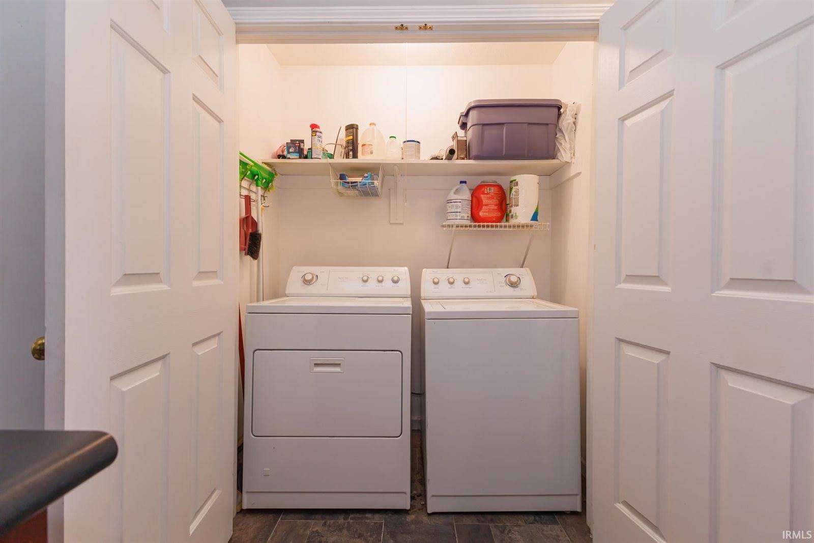 3909 N Lakeside Drive, Muncie, IN 47304