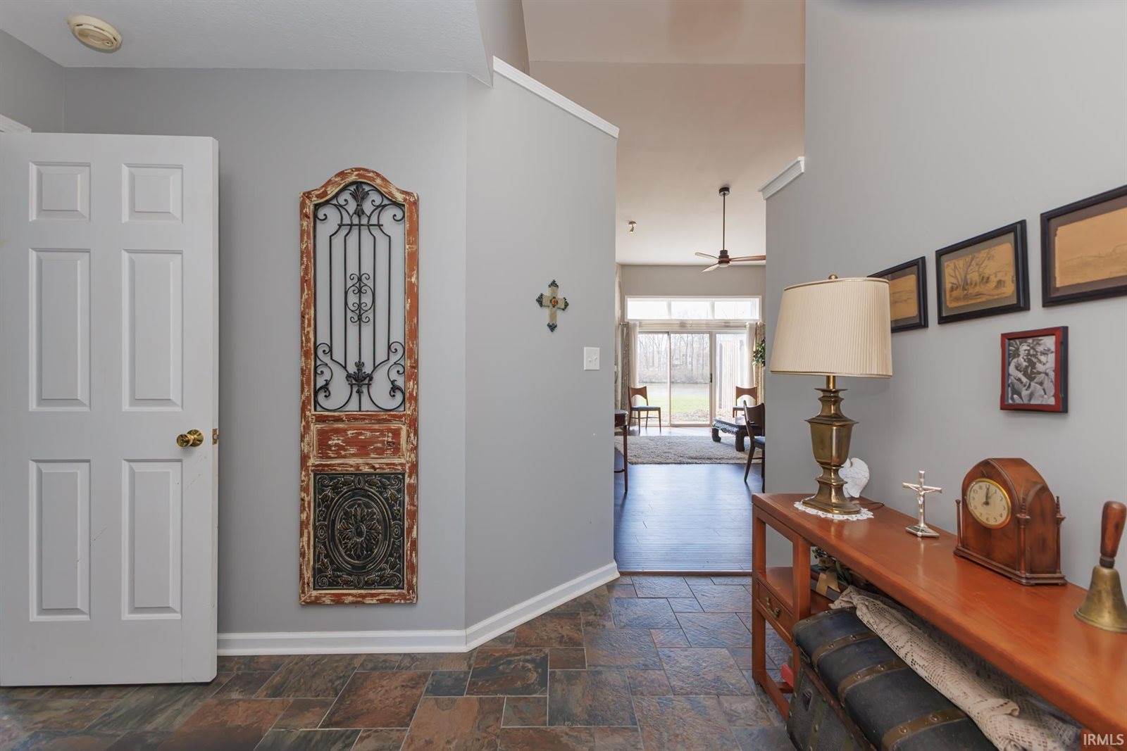 3909 N Lakeside Drive, Muncie, IN 47304