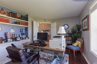 3909 N Lakeside Drive, Muncie, IN 47304