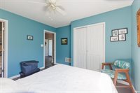 3909 N Lakeside Drive, Muncie, IN 47304