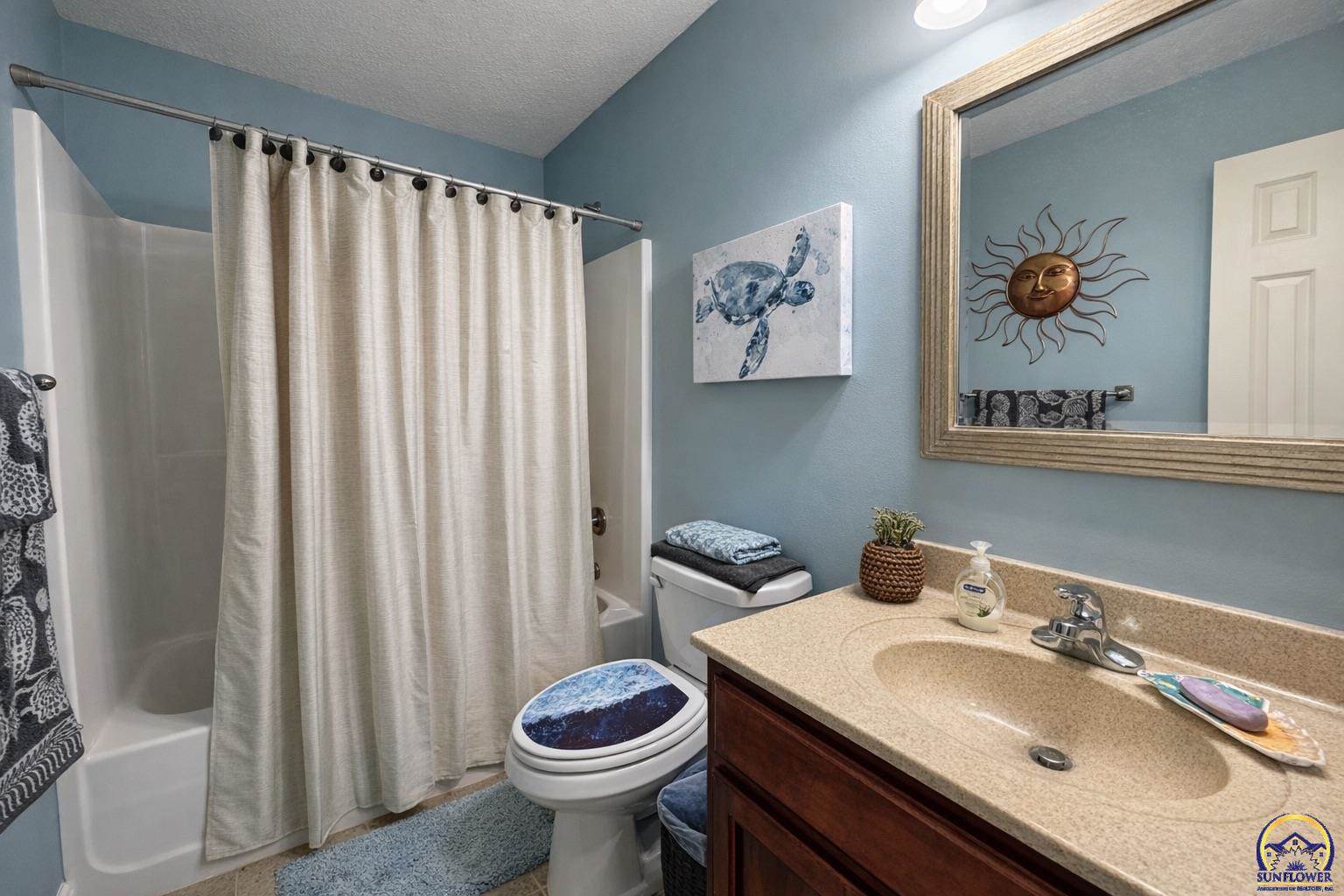 2141 SE Ratner RD, Tecumseh, KS 66542