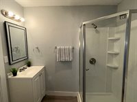 1185 SW Clay St, Topeka, KS 66604