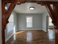 1185 SW Clay St, Topeka, KS 66604