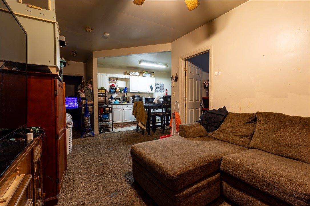 832 Broadway Ave, McKees Rocks, PA 15136