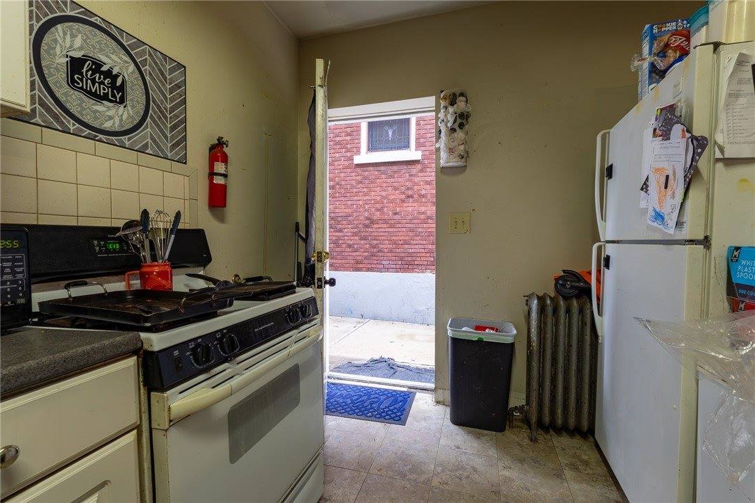 832 Broadway Ave, McKees Rocks, PA 15136