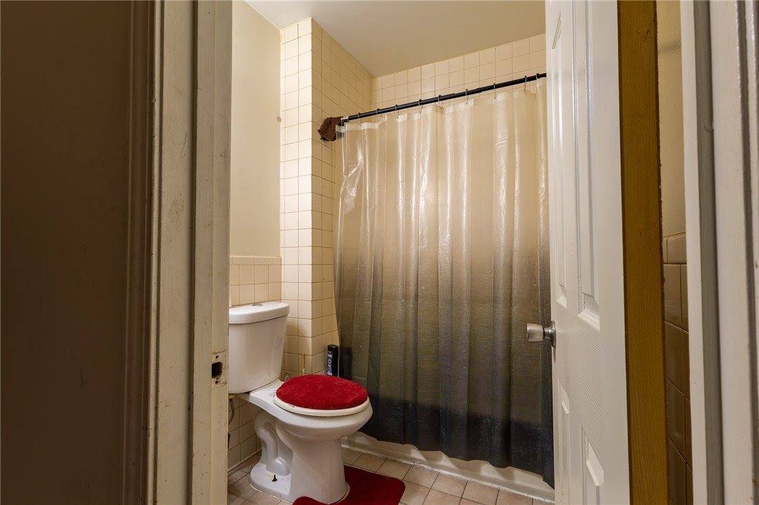 832 Broadway Ave, McKees Rocks, PA 15136