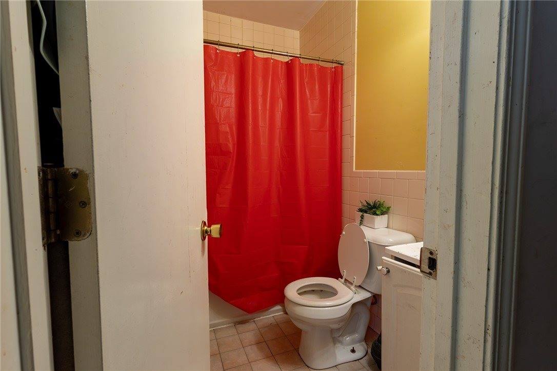 832 Broadway Ave, McKees Rocks, PA 15136