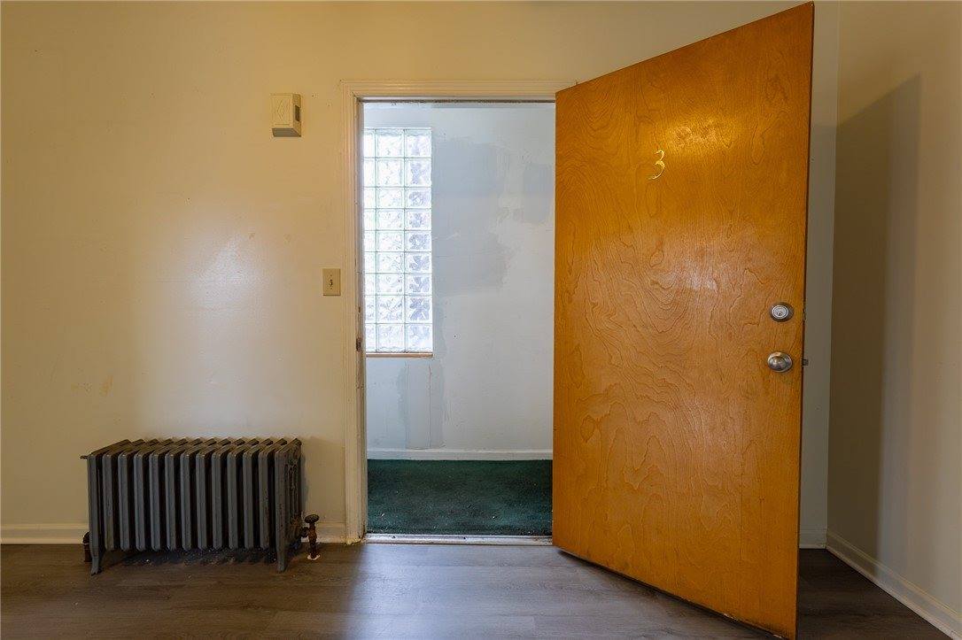 832 Broadway Ave, McKees Rocks, PA 15136