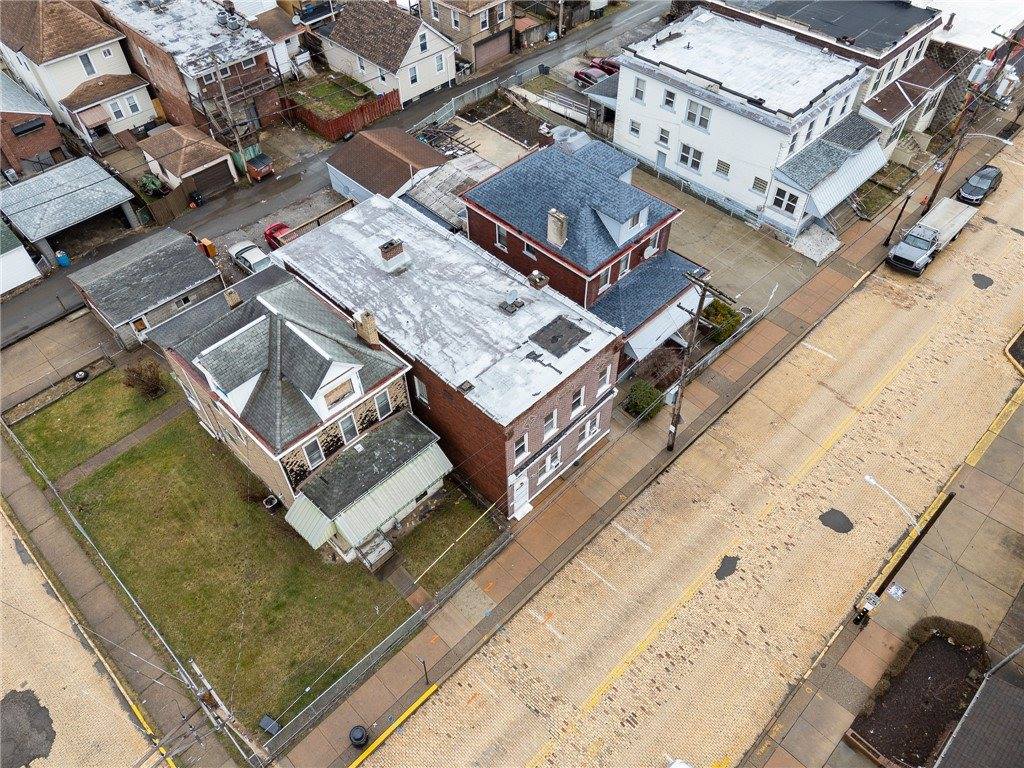 832 Broadway Ave, McKees Rocks, PA 15136