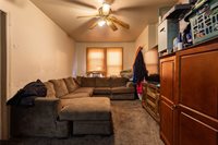 832 Broadway Ave, McKees Rocks, PA 15136