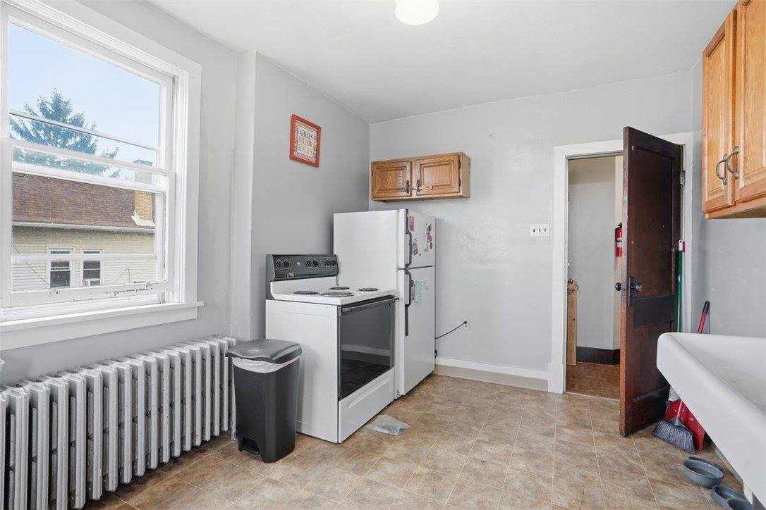 111 Harlem Ave, Stowe Township, PA 15136