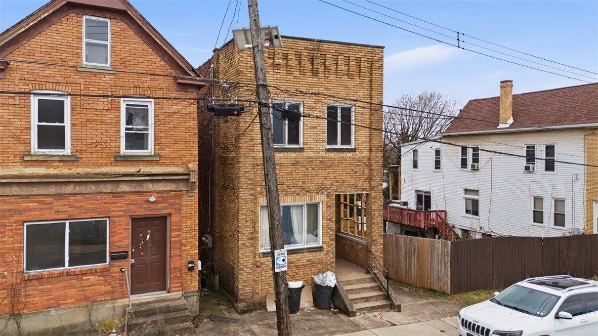 111 Harlem Ave, Stowe Township, PA 15136