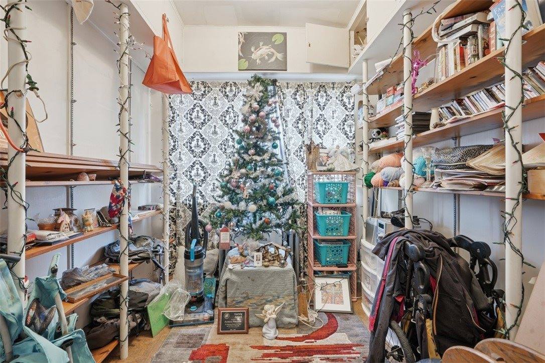 111 Harlem Ave, Stowe Township, PA 15136