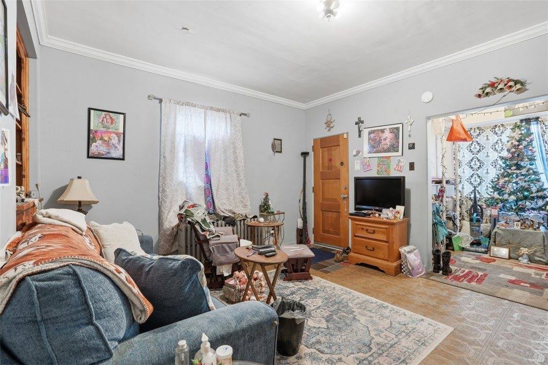 111 Harlem Ave, Stowe Township, PA 15136