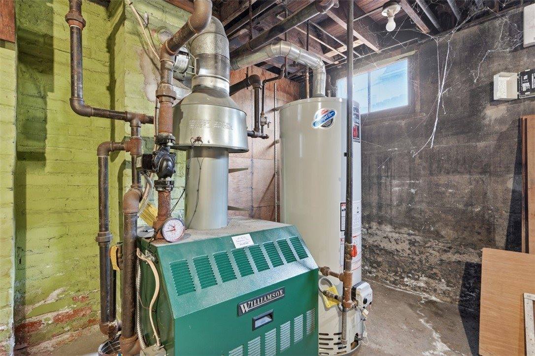 111 Harlem Ave, Stowe Township, PA 15136