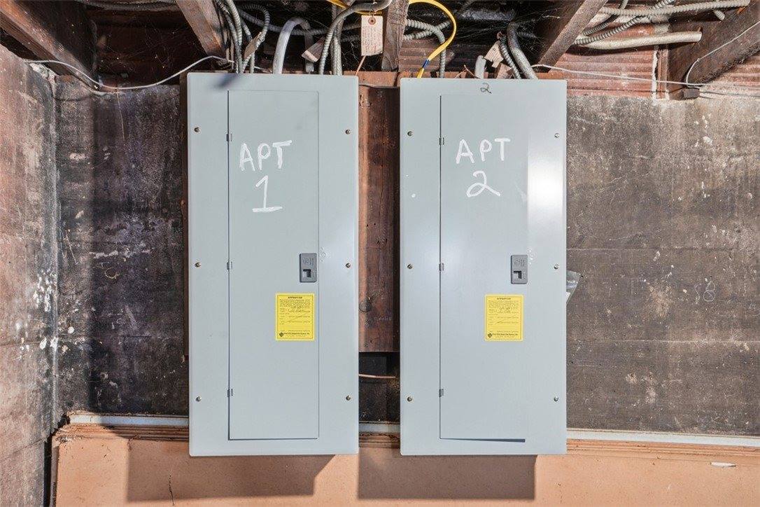 111 Harlem Ave, Stowe Township, PA 15136