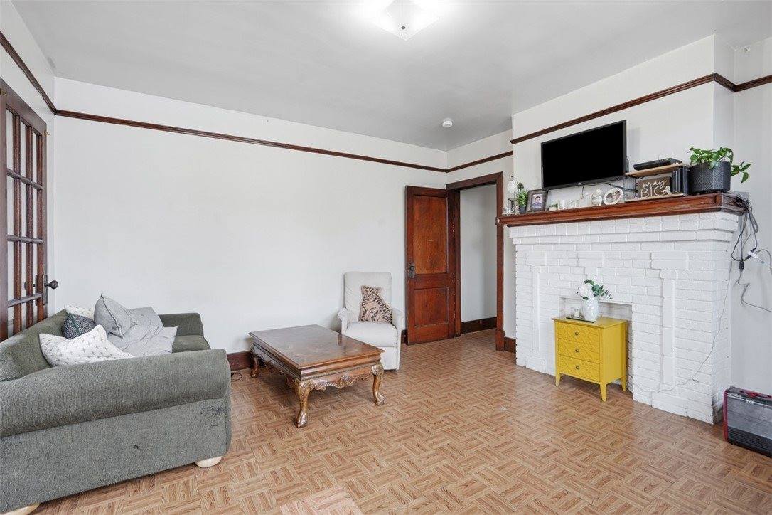 111 Harlem Ave, Stowe Township, PA 15136